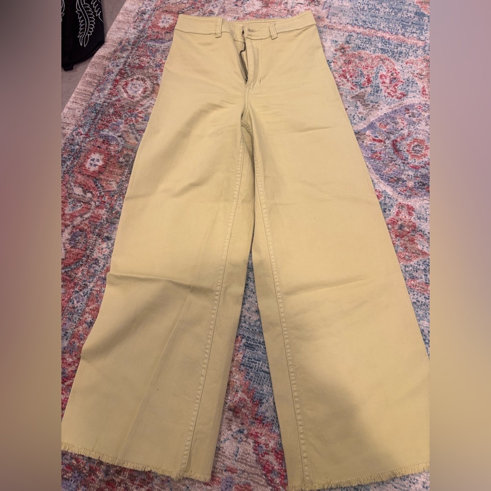 Billabong Free Fall light green pants